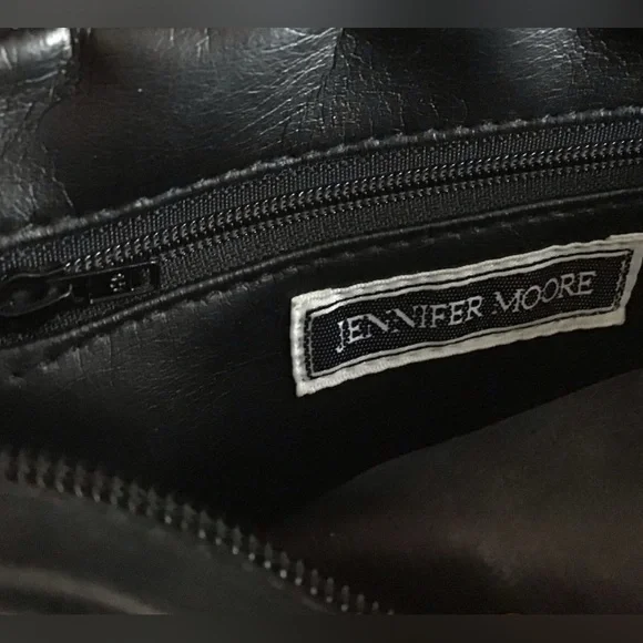 Jennifer Moore quilted bag with gold chain strap vintage EUC - Picture 6 of 7